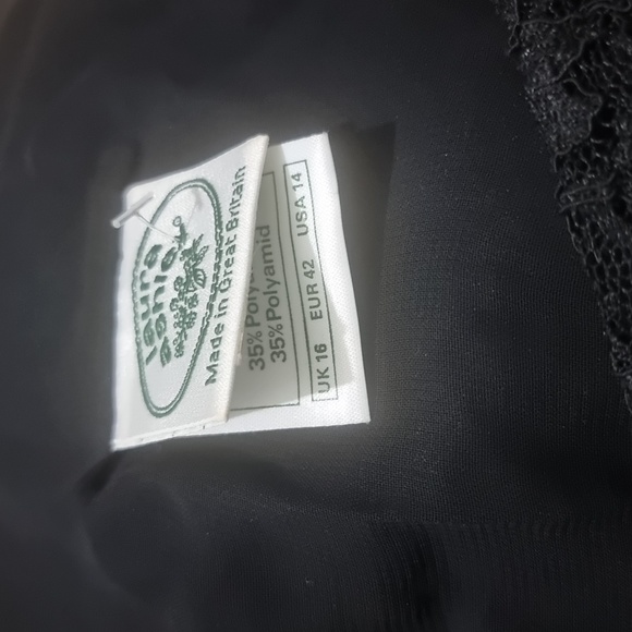Laura Ashley black lace design top UK 16 - Picture 4 of 4